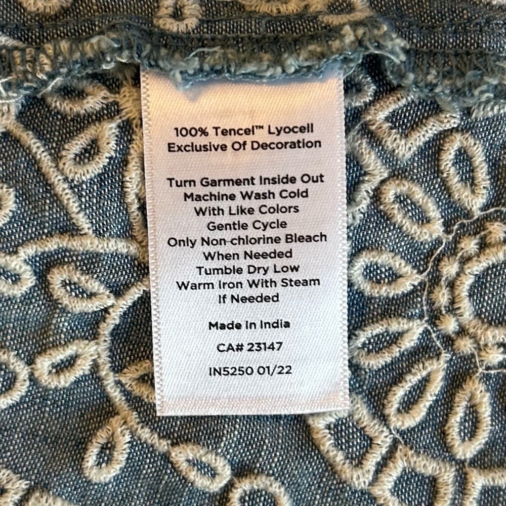 TALBOTS Ruffle Trim Embroidered Denim Shell Blue Tencel Lyocell Womens Sz Small. - Picture 8 of 10